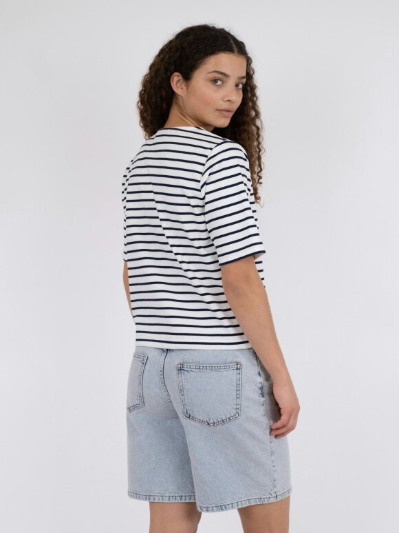 Neo Noir - Soanie Stripe tee Navy