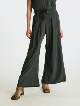 Neo Noir - Lana Pants -  Dark Green