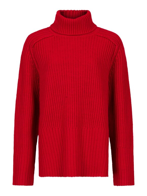 Neo Noir - Maggie Knit Blouse Red