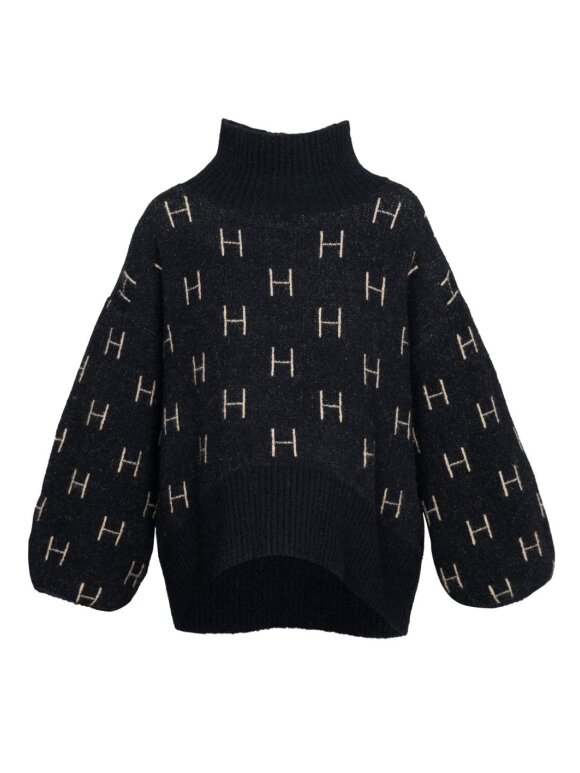 Hést - Fam Sweater Short Black