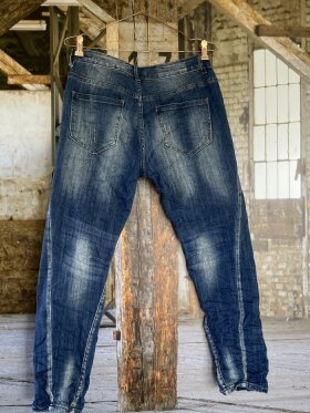 Cabana Living - Broet Jeans