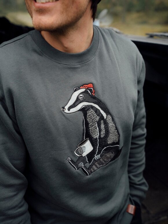 Lakor - Badger Coffee Crewneck