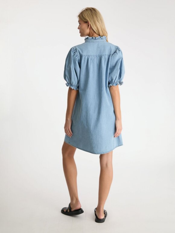 Neo Noir - Alma Denim Dress Stonewash