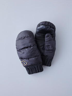 Elmer D - Caterpiller Mitten Black