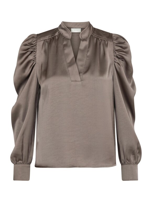 Neo Noir - Rosslyn Heavy Sateen Blouse