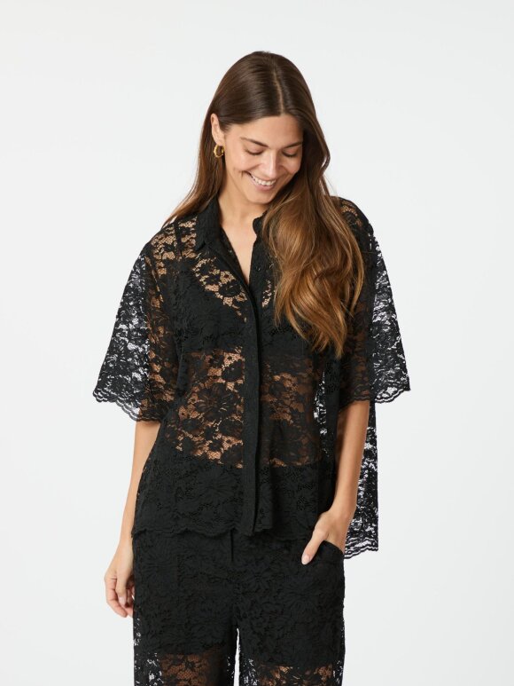 Neo Noir - Lamari Lace Shirt Black