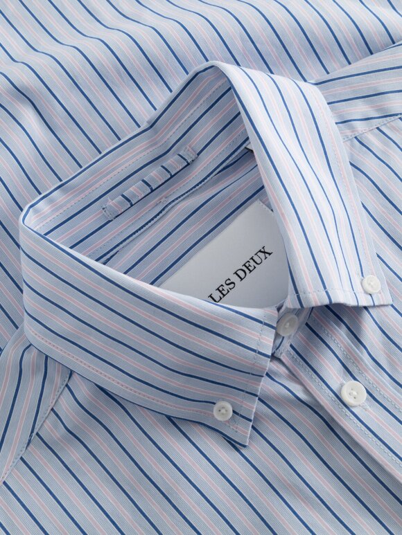 Les Deux - Kent Stripe Peached Poplin Shi