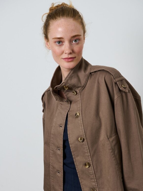 La Rouge - Nature Jacket Soil Brown