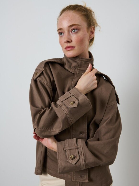 La Rouge - Nature Jacket Soil Brown