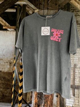 Cabana Living - Mawie G T-shirt Grey