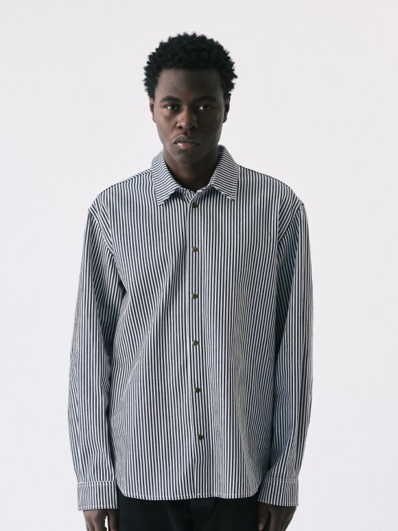 Tonsure - Carl Overshirt Stribet