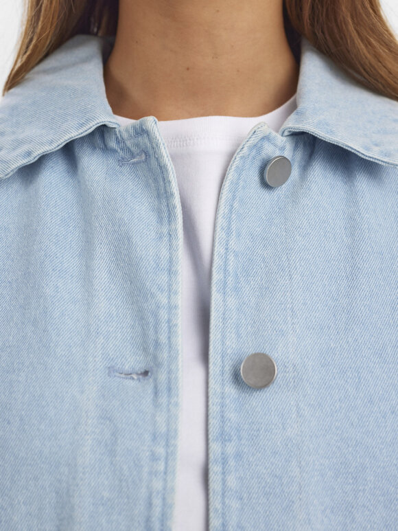 Numph - NULunea Denim Jacket light blue