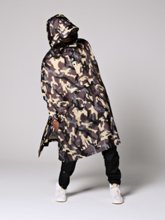 Rain Kiss - Camo rain poncho